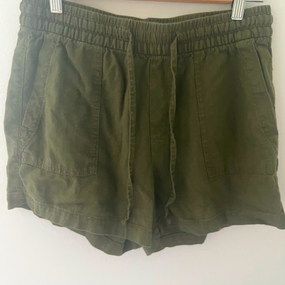 Old Navy linen shorts